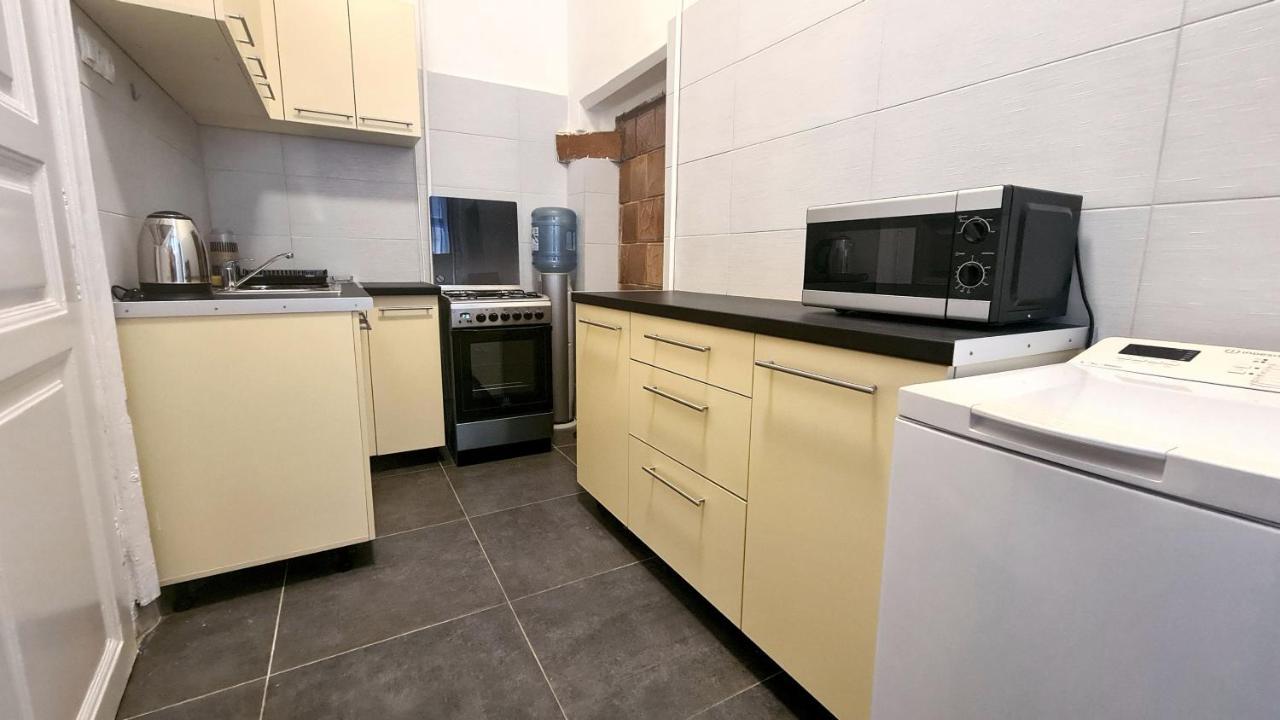 Downtown Akacfa Apartamento Budapeste Exterior foto