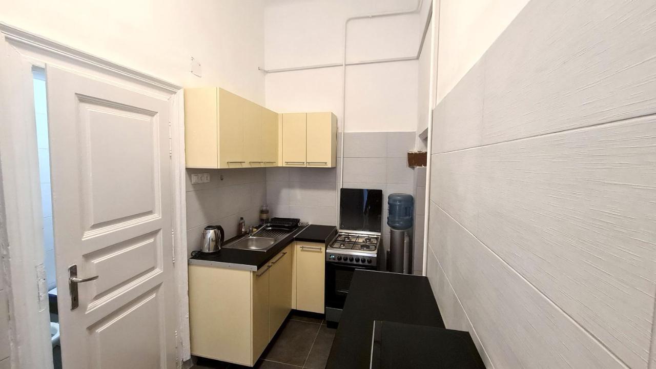 Downtown Akacfa Apartamento Budapeste Exterior foto